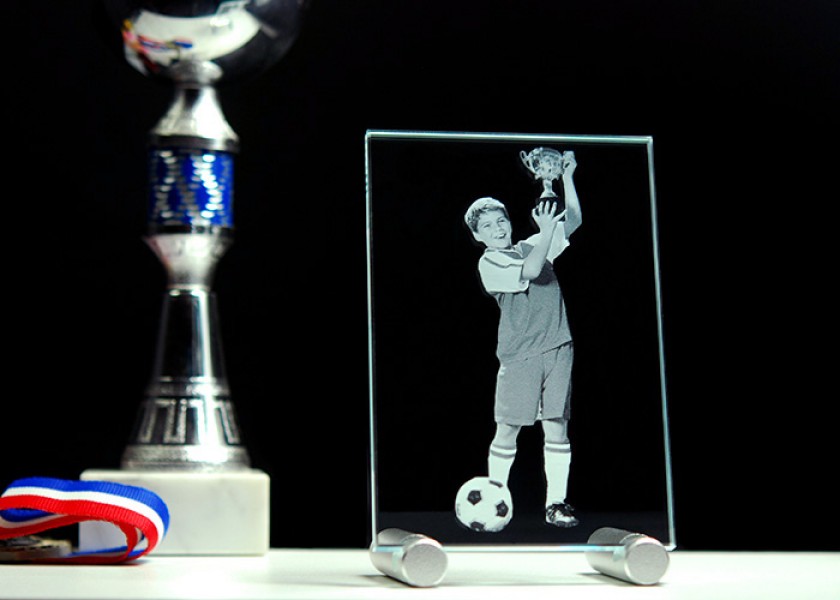 trophée sportif en verre 